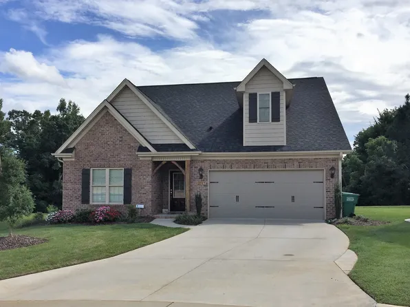 1013 Austin St, Wetumpka, AL 36092