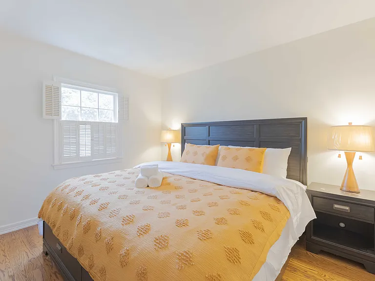 2150 S El Molino Ave — Photo 34