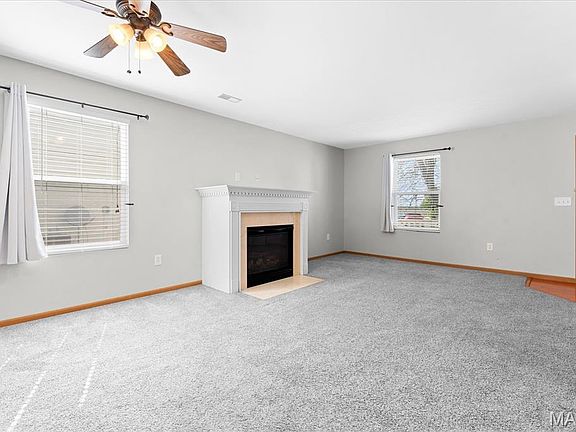 4th image of 312 River Laurel Dr