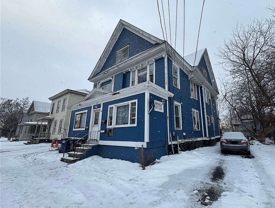 1st image of 306 Bear St