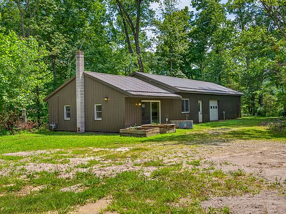 2nd image of 7062 State Road 46 E