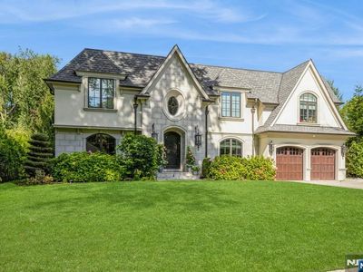 3 Oxford Pl, Cresskill, NJ, 07626