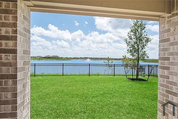 6011 Bella Breeze Dr — Photo 19