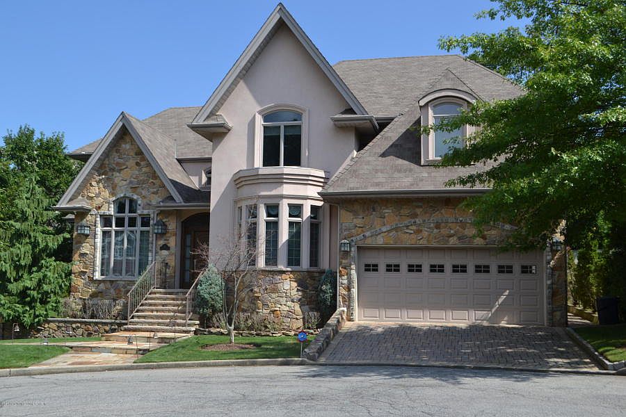 1st image of 45 Arbor Ct