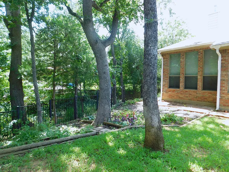 108 Red Bluff Dr — Photo 39