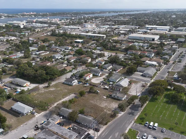 1524 Wingfield Street, Lake Worth Beach, FL 33460