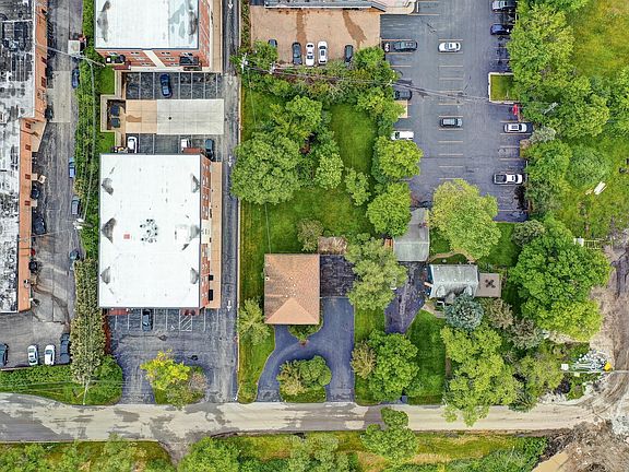 5th image of 6971 Vine St