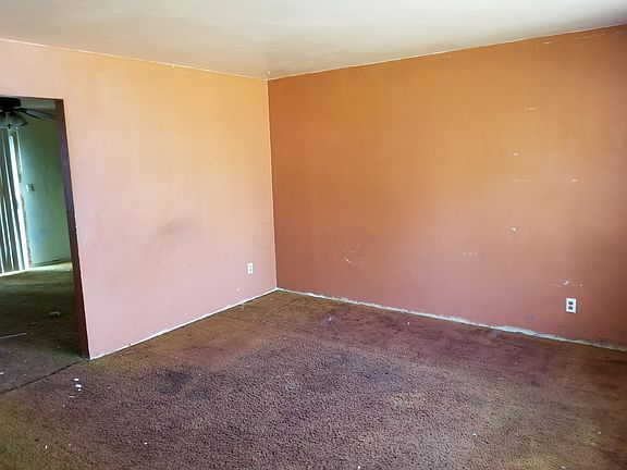 3rd image of 6551 Shenandoah Dr