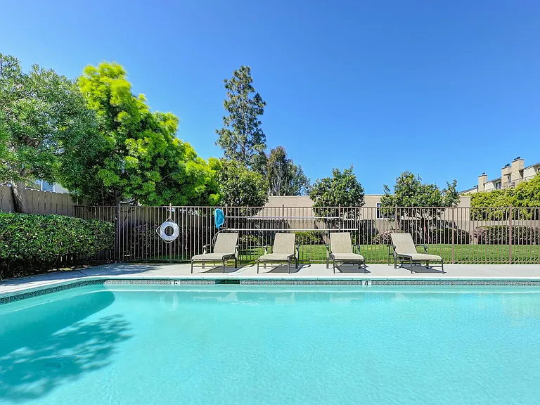 Elan Park Place Carlsbad — Photo 11
