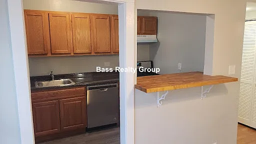 7000 N Paulina St #2 — Photo 5