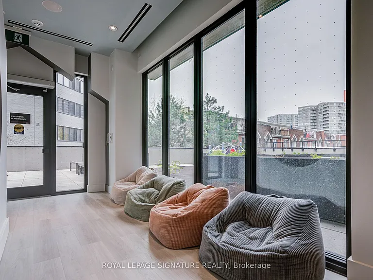 1182 King St W #201 — Photo 33