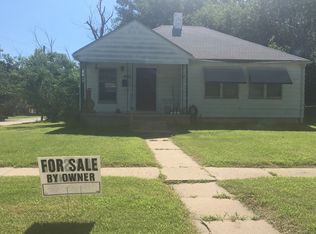 1056 N Ridgewood Dr, Wichita, KS 67208