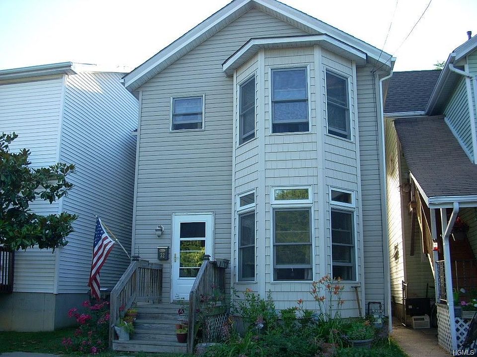 1st image of 32 Valley Ave