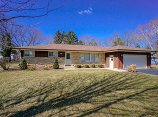 W378N5789 Farmwood Hts, Oconomowoc, WI 53066