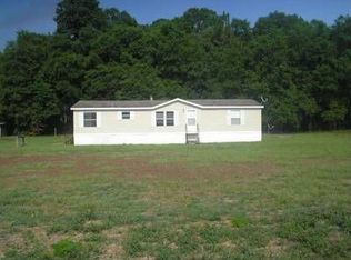 303 Bay St, Gordon, AL 36343