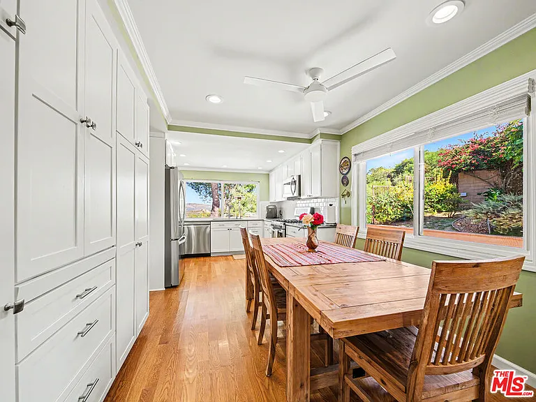 3106 Voltaire Dr — Photo 16