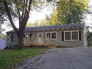 1st image of 122 N Kendall Dr