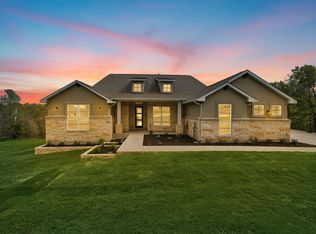 127 Red Tail Hawk Ln, Cedar Creek, TX 78612