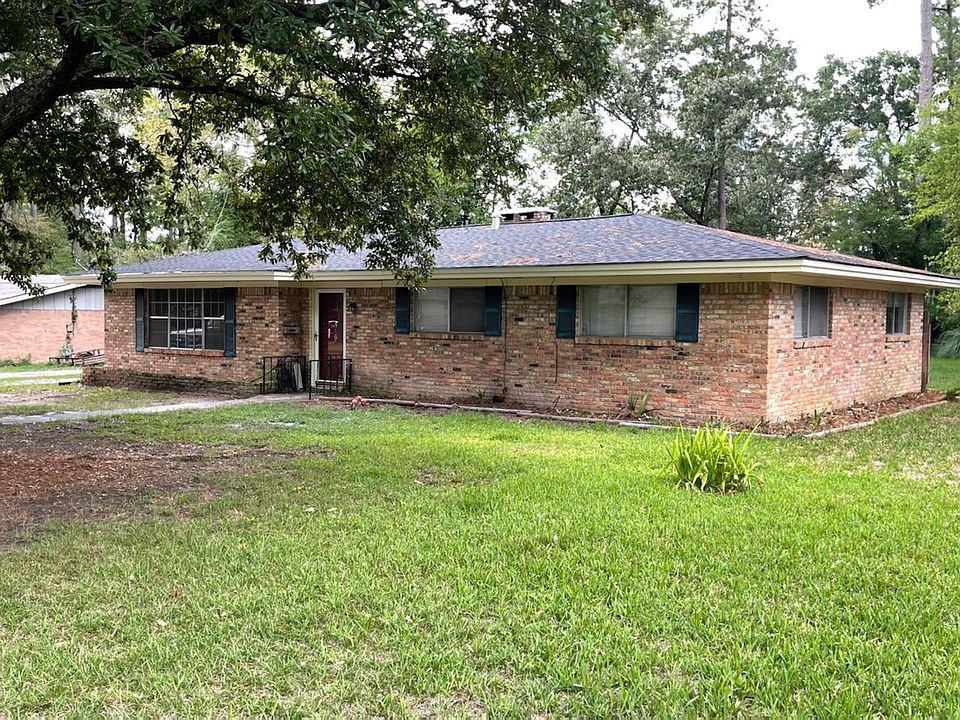 1st image of 1304 Wildbriar Dr