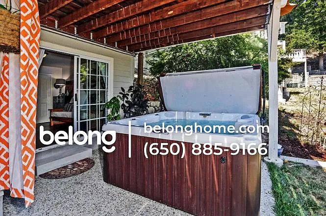 812 Isbel Ct — Photo 2
