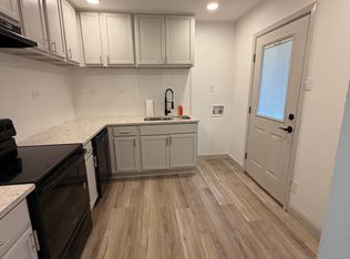 3 Pershing Dr #B, Denison, TX 75020