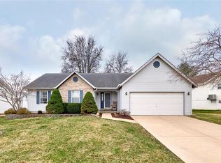 52 Green Pines Cir, Saint Peters, MO 63376