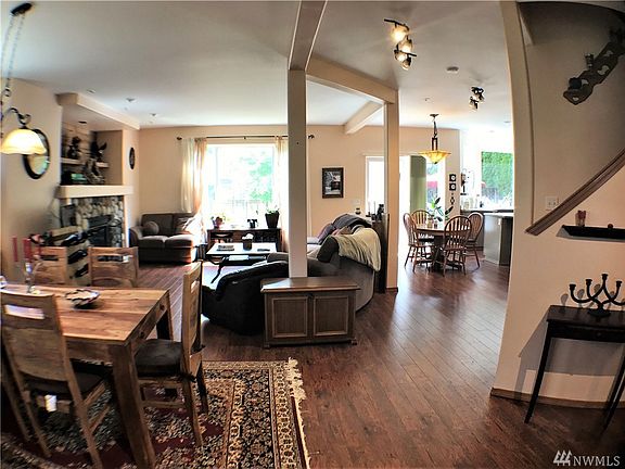 3rd image of 4928 Kenwood Pl SE
