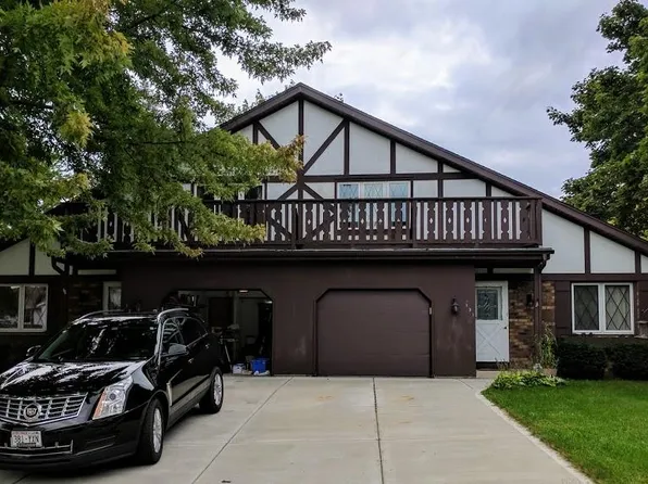 129 S Grandview Blvd, City Of Waukesha, WI 53188