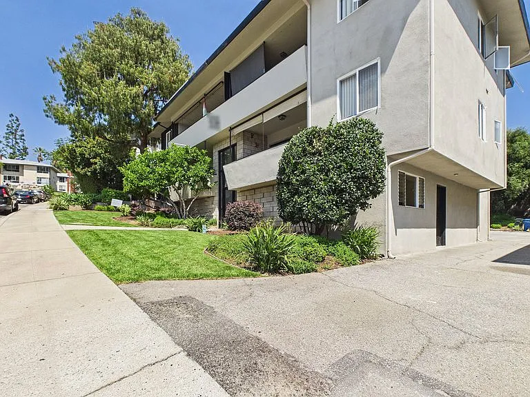 308 Raymondale Dr #7 — Photo 23