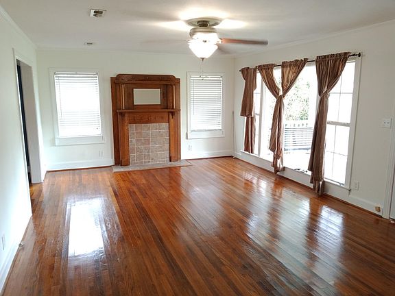 2nd image of 790 Woodland Dr