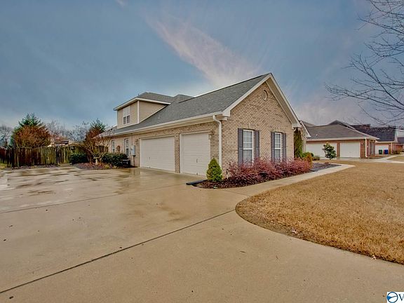 2nd image of 7011 Southcreek Dr SE