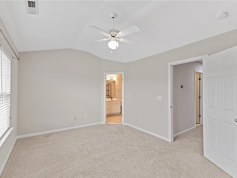 611 Carlton Commons Ln #1 — Photo 27