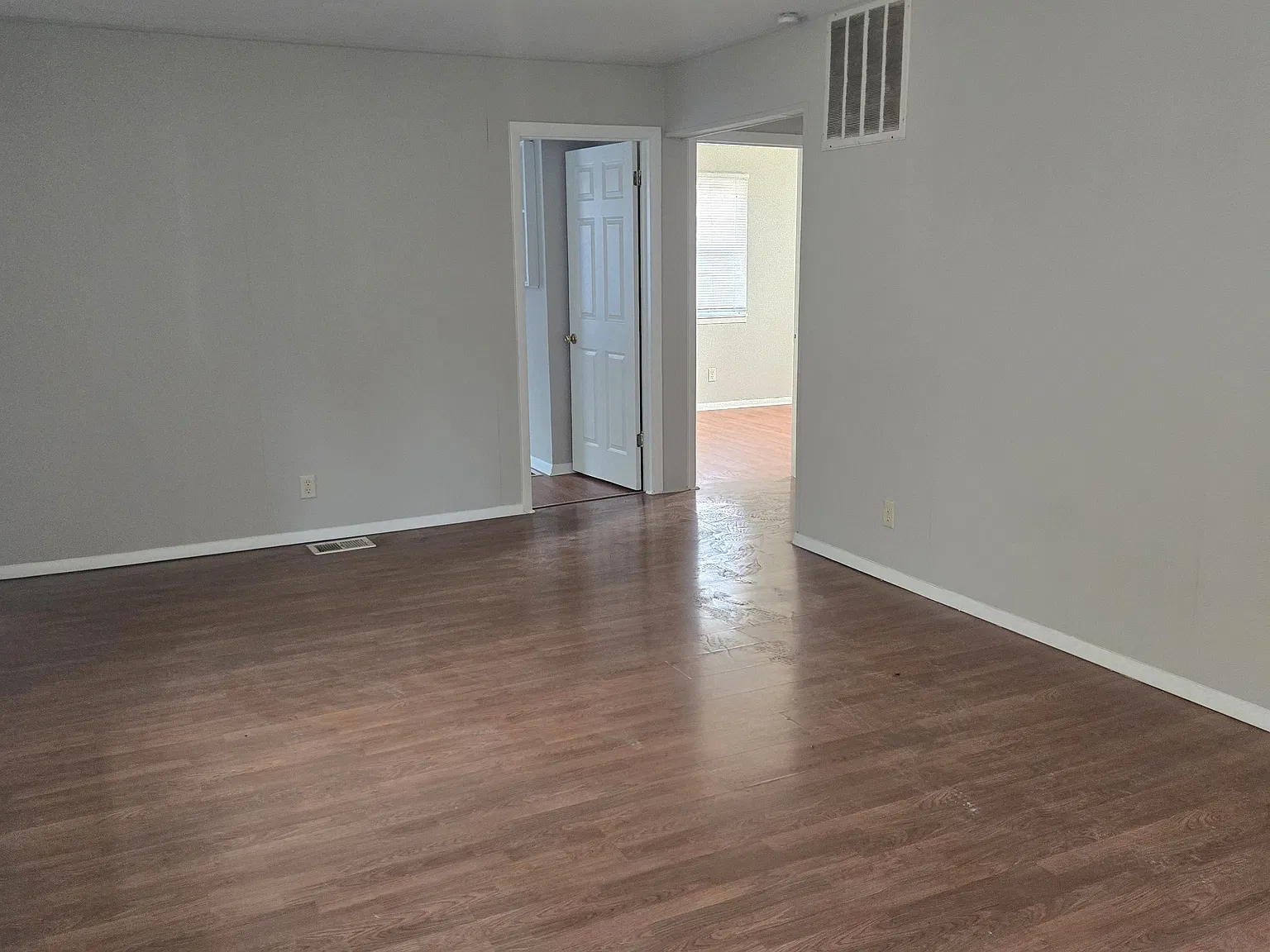 2 bed, 768 sqft, $1,125 — Photo 4