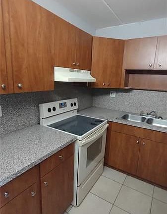 2nd image of 304 NW 30th Ct APT 107