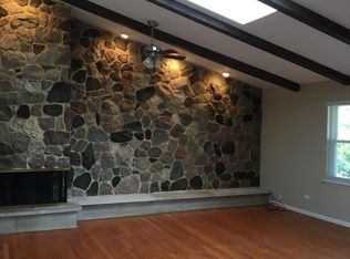 733 Devon Ave, Park Ridge, IL 60068