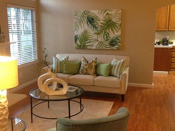 4th image of 5668 Belleza Dr