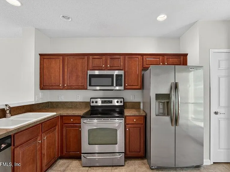8098 Summer Palm Ct — Photo 2