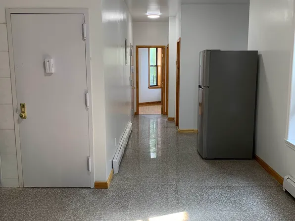 564 52nd Street image 3 of 11