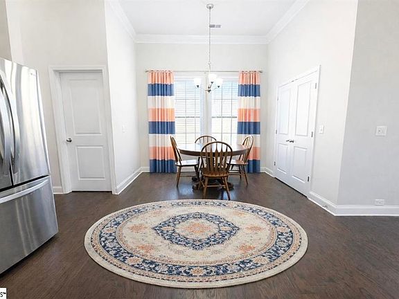 5th image of 672 Diamond Ridge Way