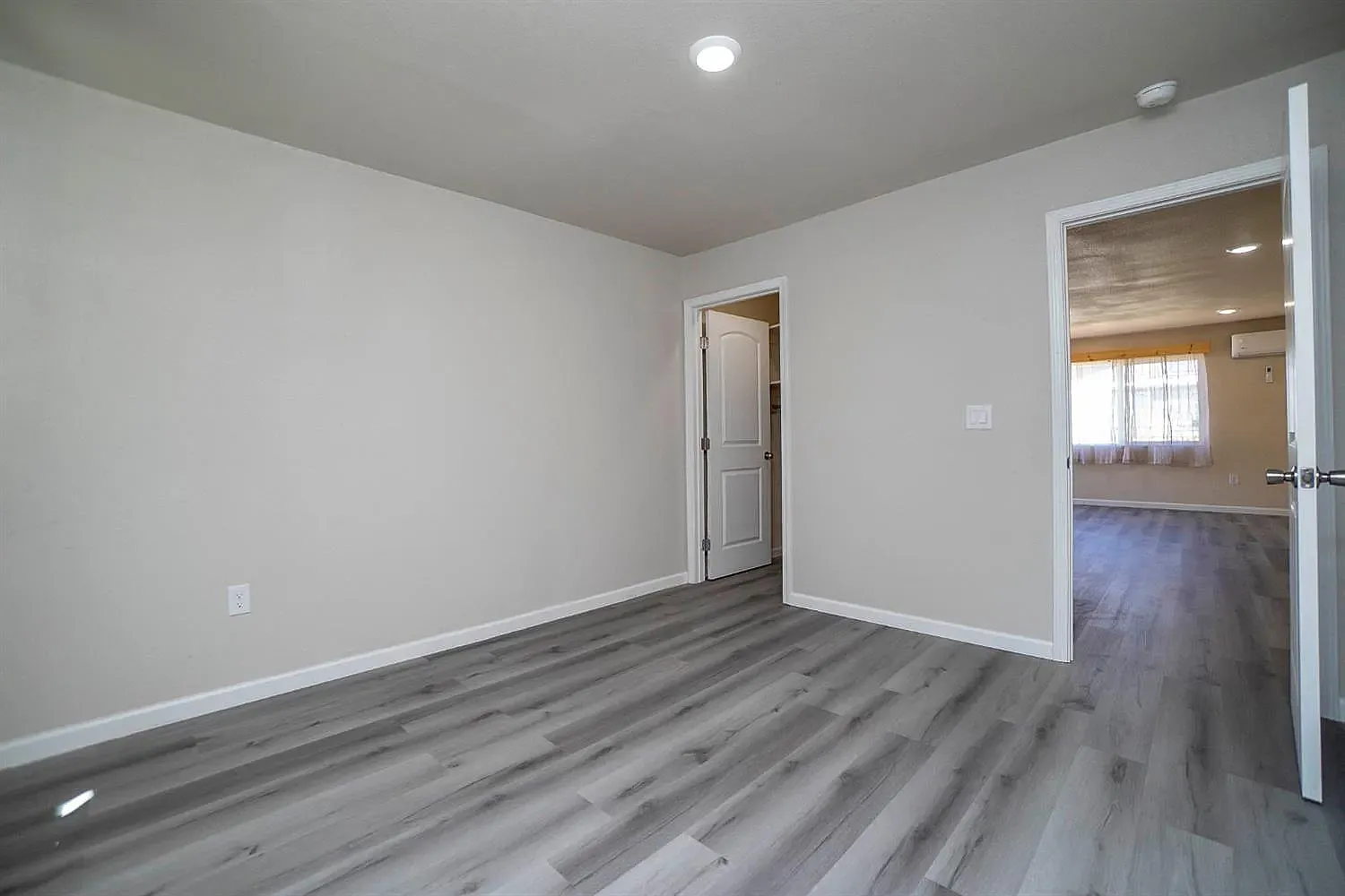 2 bed, $1,800 — Photo 4