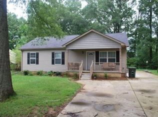 1914 Dupont St, Hixson, TN 37343