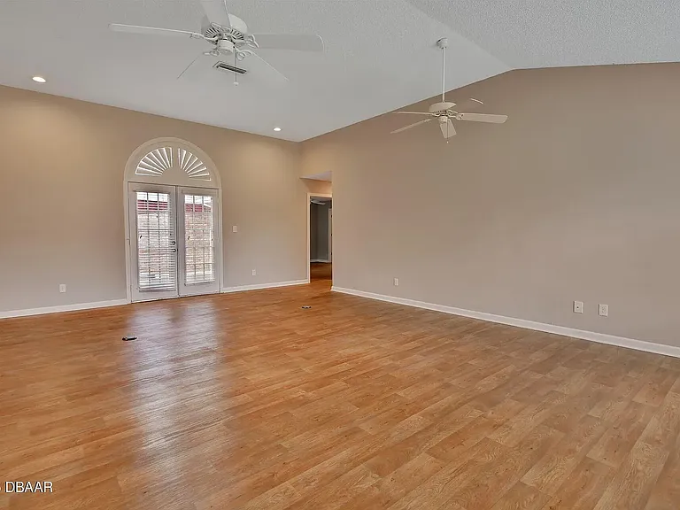2480 S Glen Eagles Dr — Photo 4