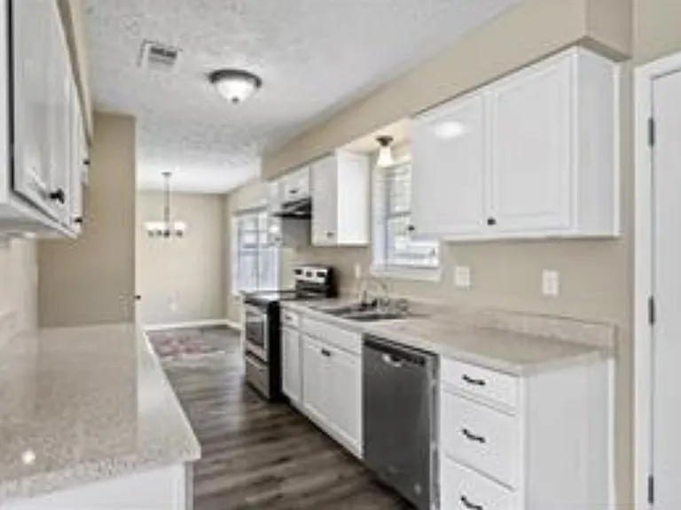 13330 Cologne Dr — Photo 8