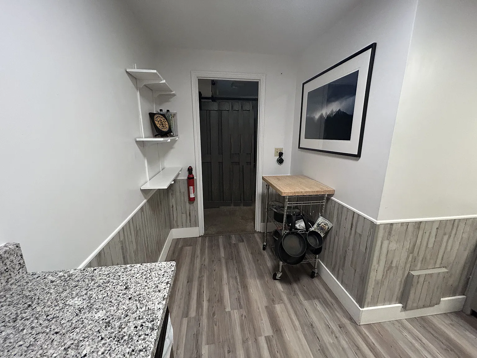 1 bed, 900 sqft, $1,000 — Photo 4