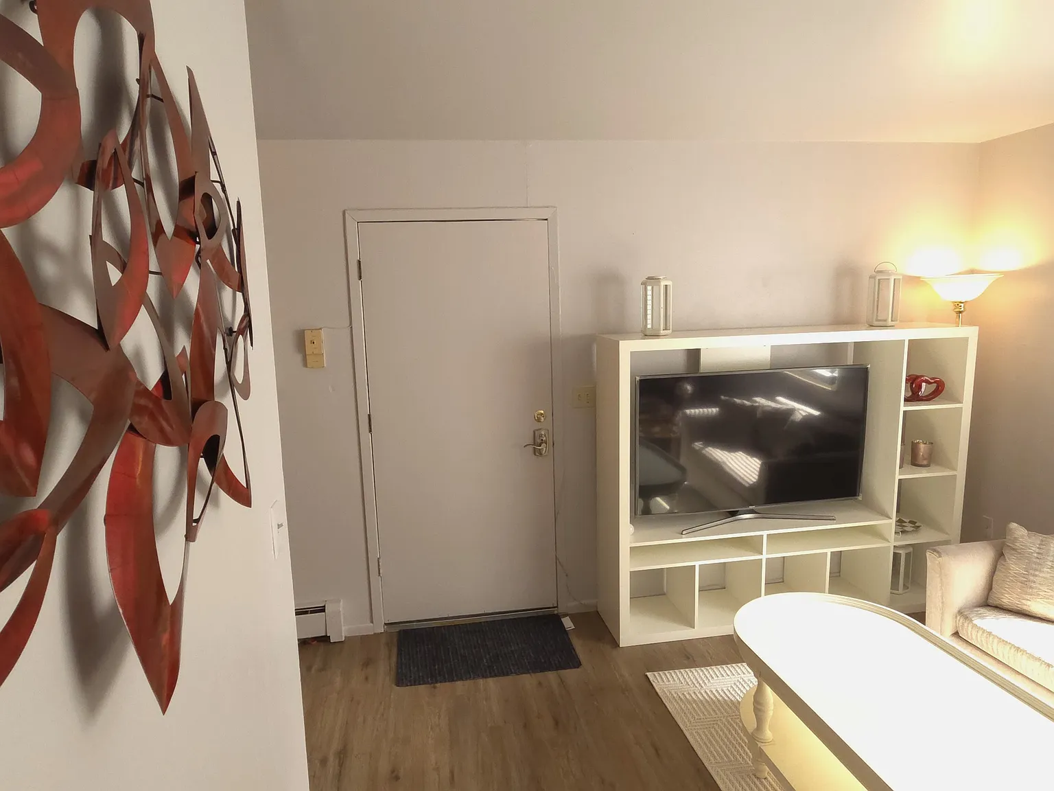 2 bed, 850 sqft, $1,850 — Photo 2
