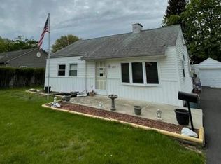 406 Temple Rd, Southampton, PA 18966