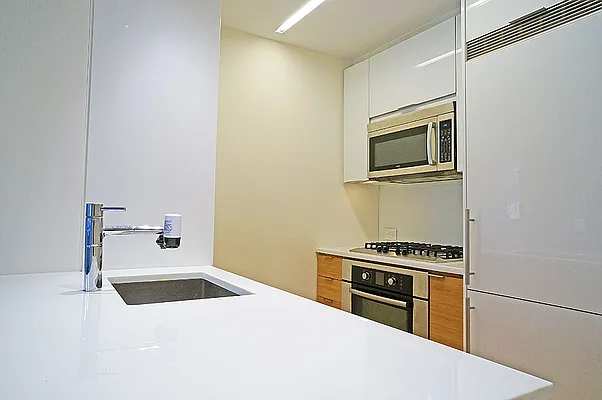 Rented by Level Group | media 3