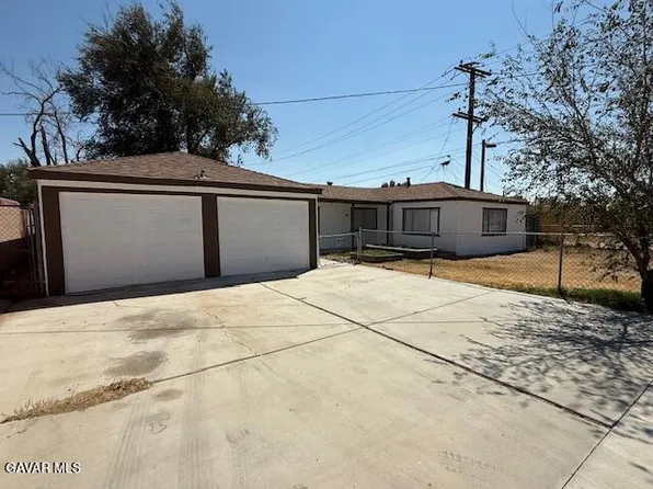 2082 Cerro Gordo St, Mojave, CA 93501