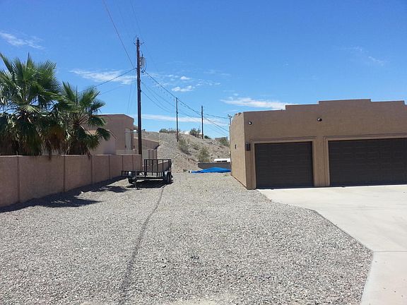 4th image of 4140 Columbia Dr