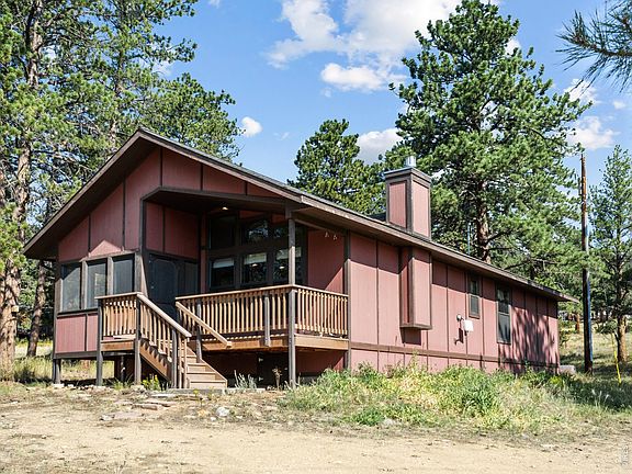 2nd image of 725 Upper Larkspur Ln
